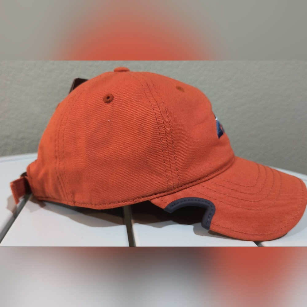 CAP. For men. Sarga ajustable Notch Classic Rust Moonrise .